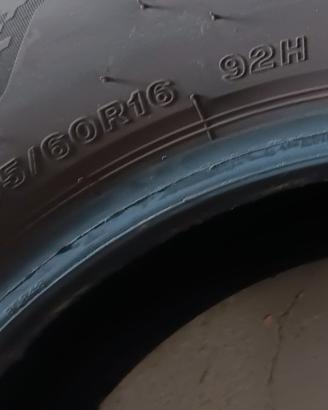 pneumatici Bridgestone  205 60 16