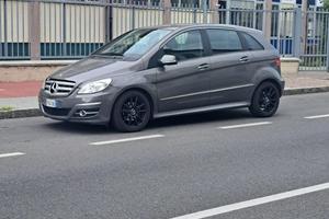 Mercedes Classe B 180