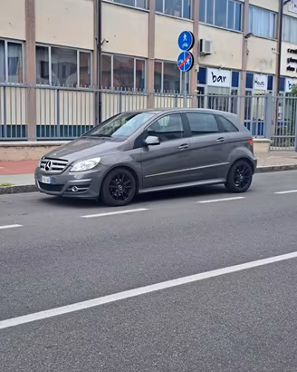Mercedes Classe B 180