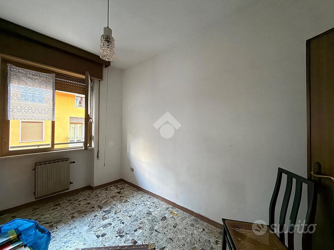 5 LOCALI A ANGOLO TERME - Vista 6