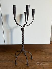 Candelabro in ferro battuto
