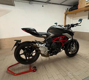 MV Agusta Brutale 800 EAS ABS
