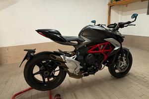 MV Agusta Brutale 800 EAS ABS