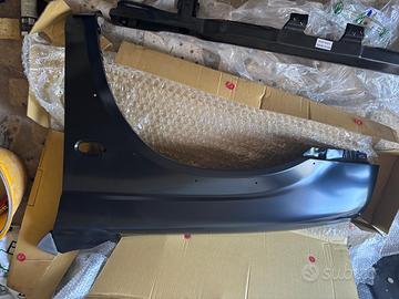 PARAFANGO E GIROPARAFANGO ANTERIORE SX MITSUBISHI