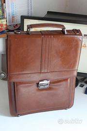 Valigetta borsa borsello 24 Ore verticale in cuoio