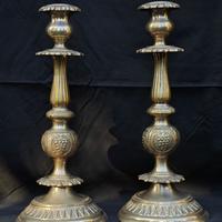 Coppia di candelieri argentati fine XIX° secolo