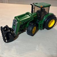 Trattore John Deere Bruder con pala