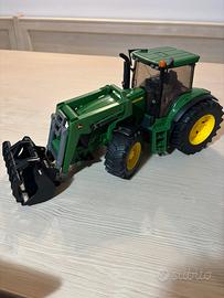 Trattore John Deere Bruder con pala