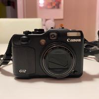 Canon PowerShot G12 con obiettivo 5xIS