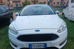 Annuncio Ford Focus mk3 1.5 hatchback