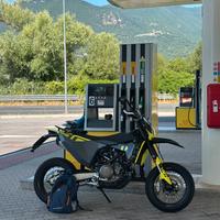 Husqvarna 701 supermoto