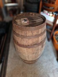 vecchia botte per arredo