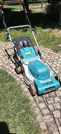 tagliarba rasaerba makita ELM4121 con kit Mulching