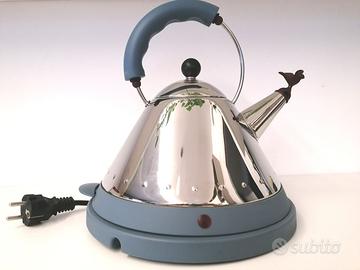 Bollitore elettrico di design Alessi by M.Graves