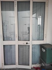 porte e finestre in alluminio pronte da installare