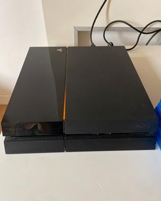 ps4+6 giochi (NO controller)