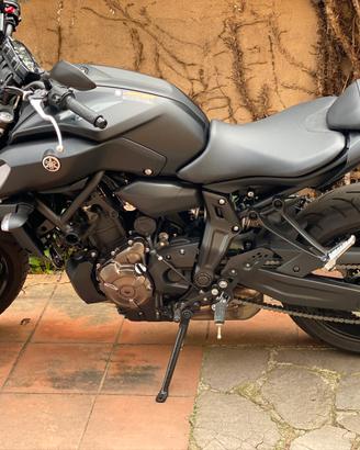 YAMAHA MT-07