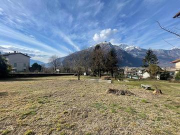 Terreno di 527 m² a Novate Mezzola