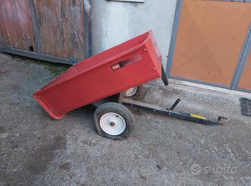 carretto trattorino tagliaerba 