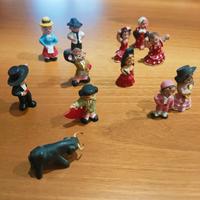 12 statuette spagnole in terracotta