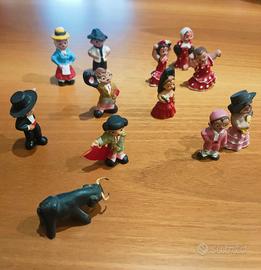 12 statuette spagnole in terracotta