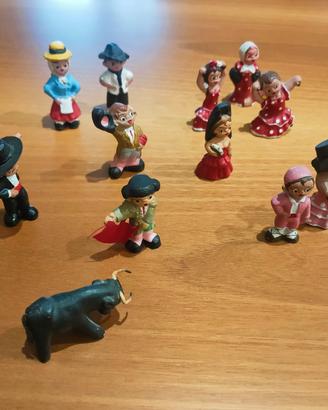 12 statuette spagnole in terracotta