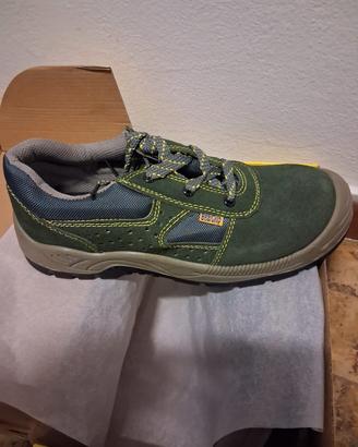 scarpe antinfortunistiche uomo nuove 43