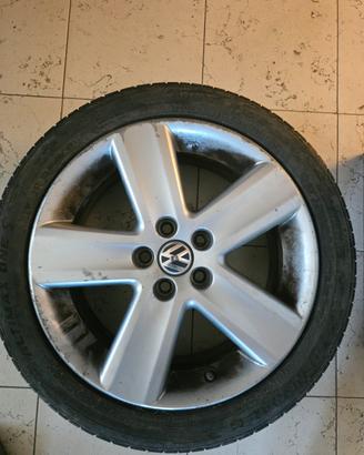 set 4 cerchi in lega Volkswagen con pneumatici