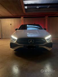 Mercedes Classe A200d PremiumAmgLine night edition