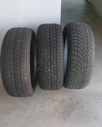 N. 3 pneumatici invernali per MG ZS