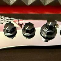 Preamp basso elettrico Jazz