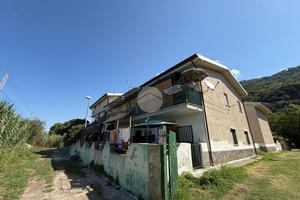 2 LOCALI A FALCONARA ALBANESE