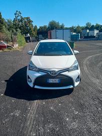 Toyota Yaris 1.4 D-4D 5 porte Style berlina 2 volu