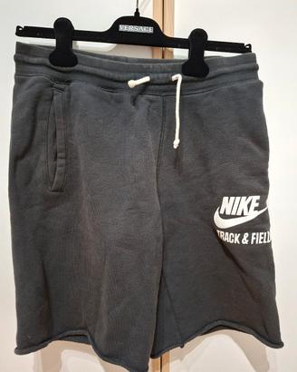 Pantaloni Uomo corti Nike taglia XS 