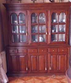 Cristalliera in noce