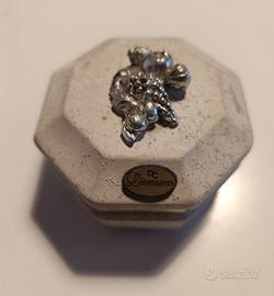 Scatolina decorativa Lineasea firmata Valentino 