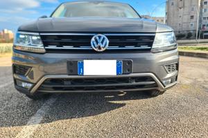 VOLKSWAGEN Tiguan 2.0 TDI 4MOTION Business