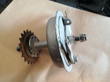  mozzo per moto alpino anno 1954 posteriore 