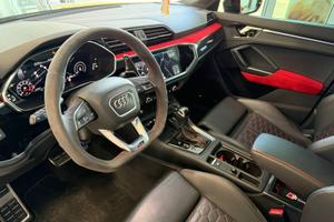 AUDI RSQ3