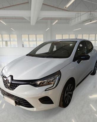 RENAULT CLIO 1.6 HYBRID E-TECH 67KW EQUILIBRE 5 PO