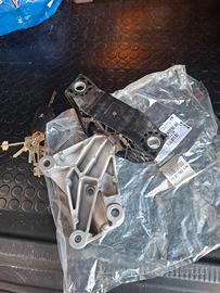 supporto  motore  renault  clio 900 tce