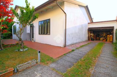 VILLA SINGOLA A VENEZIA