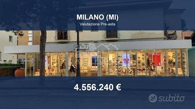 Immobile in asta di 300 m² a Milano
