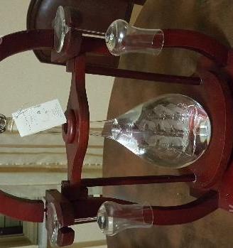 Composizione in legno con grappa