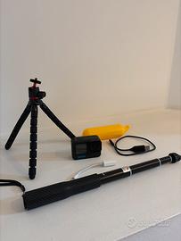 GoPro Hero 10 Black come nuova + kit accessori
