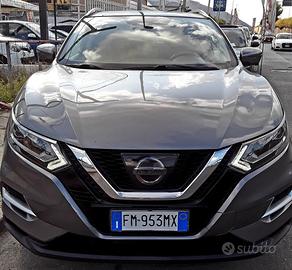 NISSAN QASQHAI 1.5 dci TEKNA Autocarro