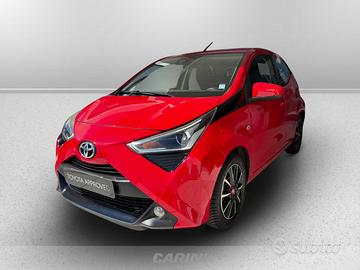 Toyota Aygo 5p 1.0 x-play 72cv