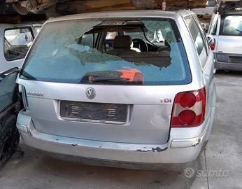 Ricambi VW PASSAT, 1.9 diesel, anno 2003