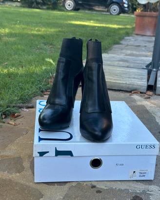 Stivaletti guess