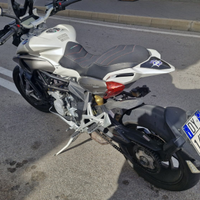 Mv agusta stradale 800